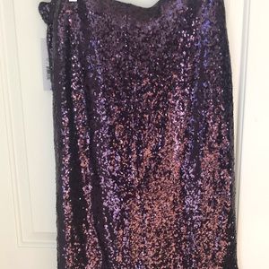 NWT Liz Claiborne sequin skirt. Size large.